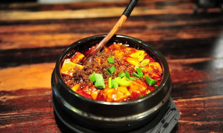 Sichuan Cuisine Tasting and Tea Experience at Huanhua Park