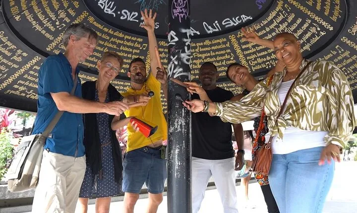 Cali Salsa Tour: Learn the history, dance and play instruments