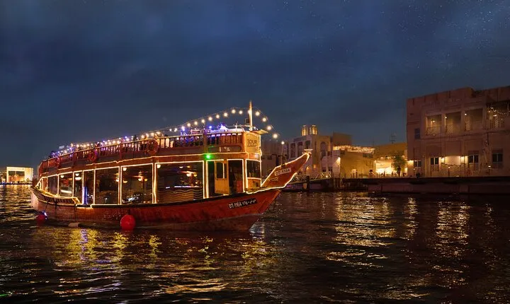 Dubai Creek Royal Dinner Dhow Cruise