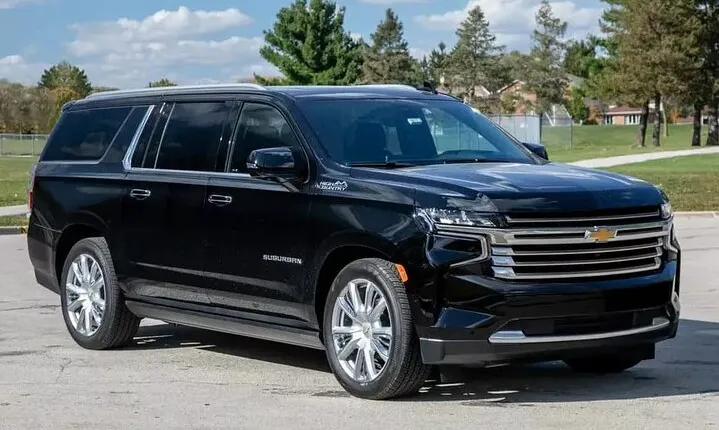 Private Transfer: Orlando Airport MCO to Legoland in Luxury SUV