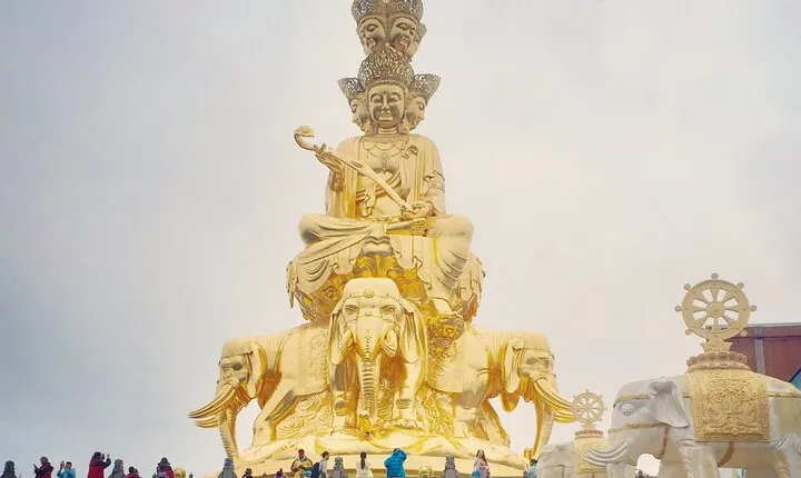 2-Day Tour to Leshan Giant Buddha and Emei Mt. Golden Summit Tour