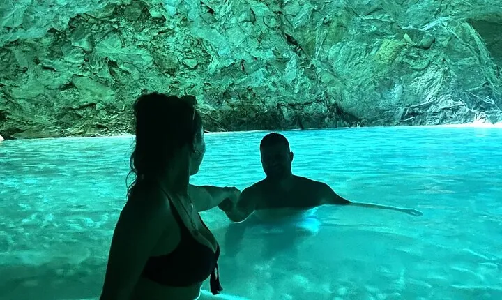 Speed Boat Tour to National Park and Grama Bay