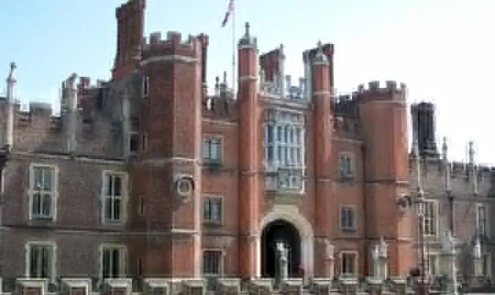 Hampton Court Palace Private Tour - discovering the excesses of Henry VIII