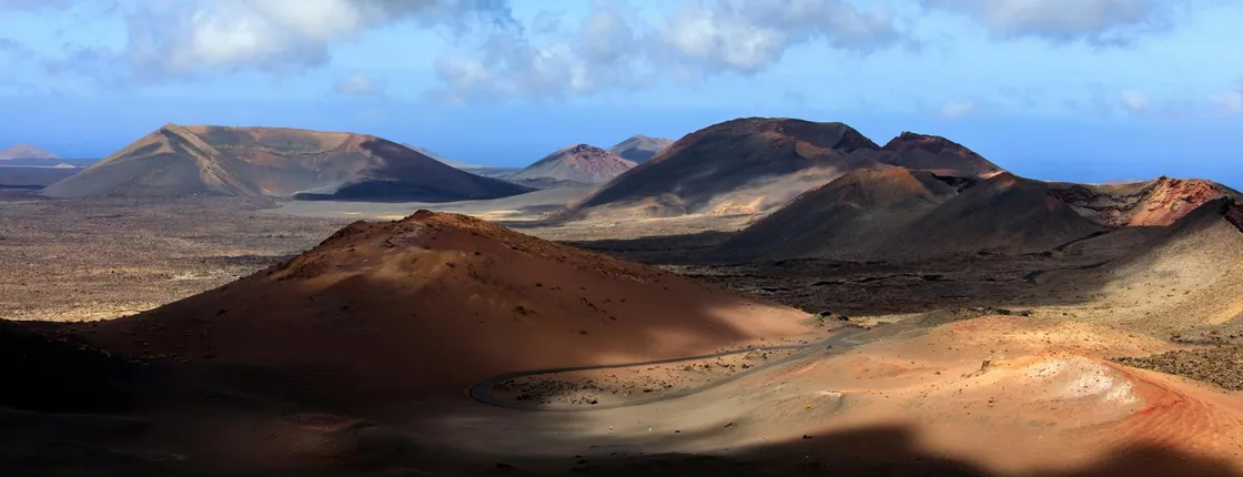 Timanfaya volcanic tour