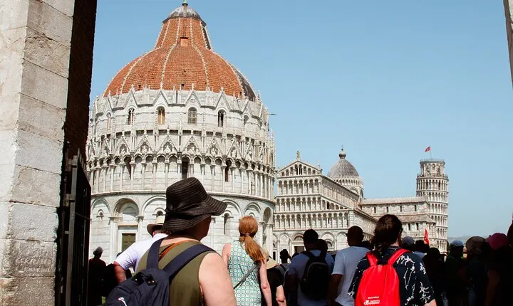 From La Spezia to Pisa with optional Leaning Tower Ticket