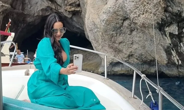 Esclusivo tour privato in barca a Capri – Visita Grotta Azzurra"