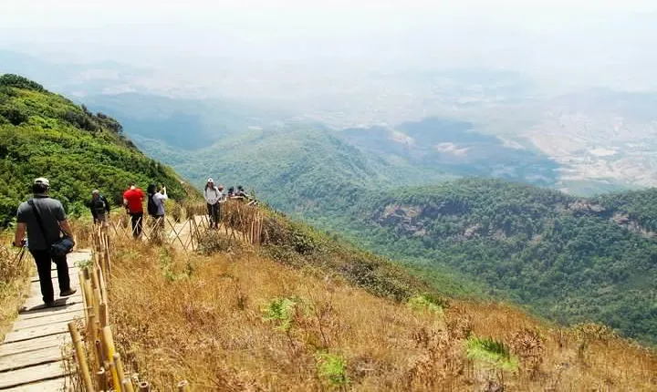 Inthanon Small-Group with Kew Mae Pan Trail from Chiang Mai include Lunch