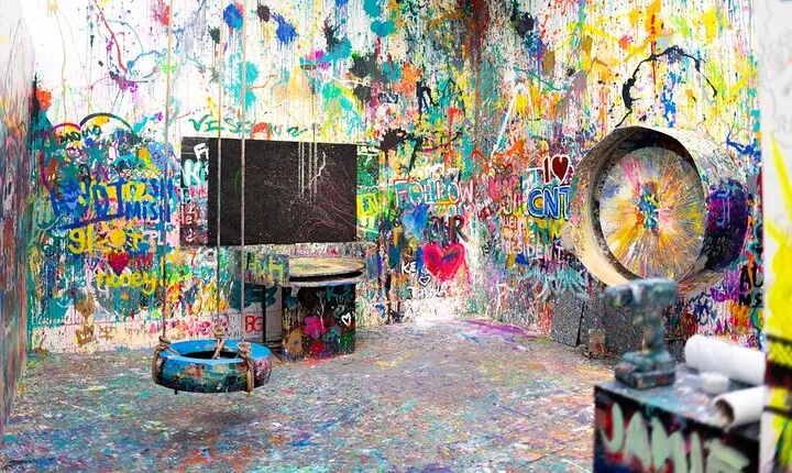 Private Shooting and Spinning DIY Painting Class in Chicago