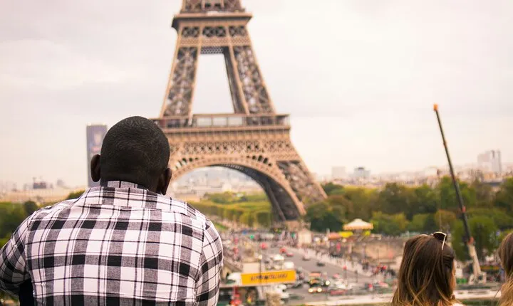 Eiffel Tower Small Group Tour with Second Floor Reserved Access