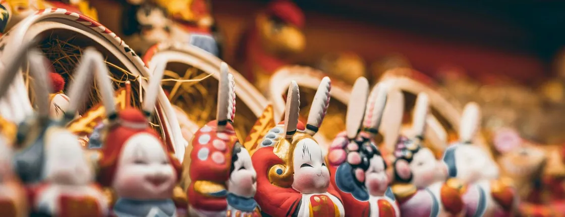 Traditional Chinese Lord Rabbit Painting Class in Beijing