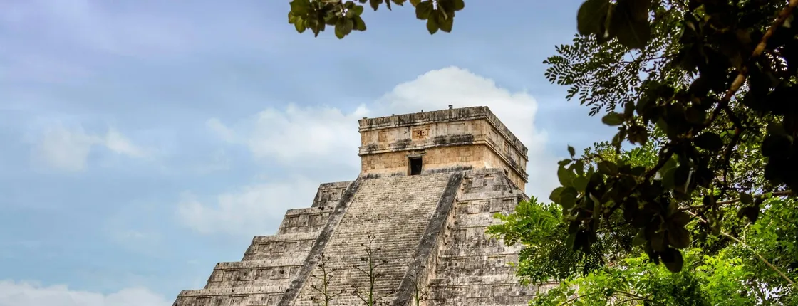 Tour of Chichen Itza’s Maya ruins and Cenote Tsukán with lunch