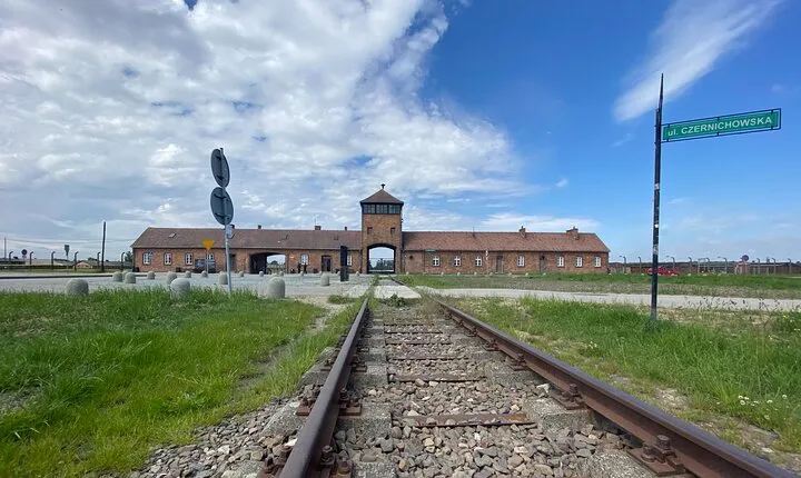 Auschwitz Birkenau and Salt Mine Full Day Guided Tour from Krakow hotel pick up