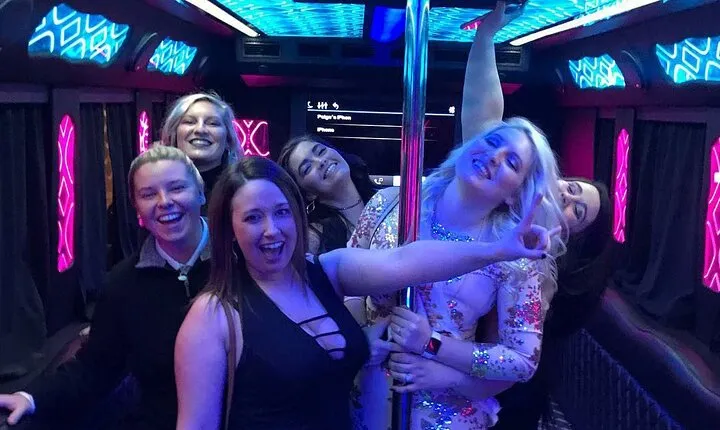 Private Party Bus Tour of the Las Vegas Strip Champagne Toast
