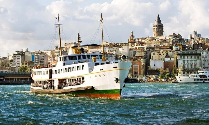 2 Continents Tour incl. Beylerbeyi Palace [full-day]