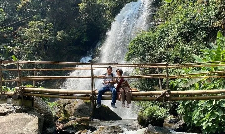 Private All-Inclusive Doi Inthanon & Pha Dok Siew Waterfall Tour