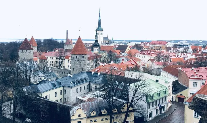 Tallinn Full Day Tour from Helsinki with Hotel Pick-Up