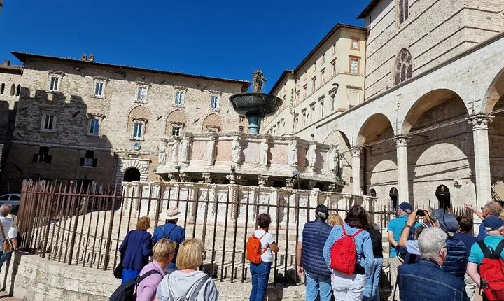 Full Day Private Tour to Assisi and Perugia from Rome