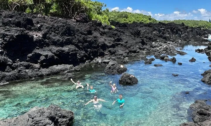Secret Tide Pool Hike - Jungle & Coast - Private