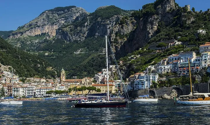 Private transfer from Rome to the Amalfi Coast