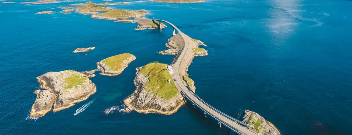Drive the adventurous Atlantic Ocean Road from Molde