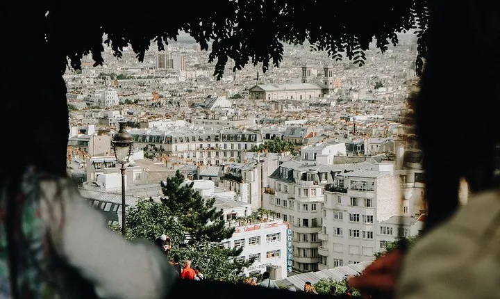 Paris Discovery Tour : private shopping with a fashion expert in Paris