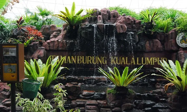 Kuala Lumpur Bird Park & Butterfly Farm Tour