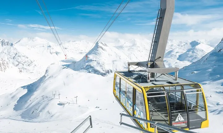 From Milan - Alpine Wonders Lunch at Diavolezza and Bernina Train