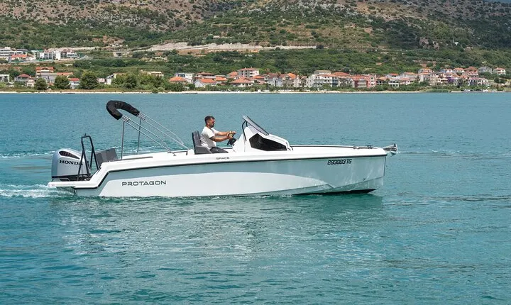 Private boat tour-custom itinerary from Split and Trogir