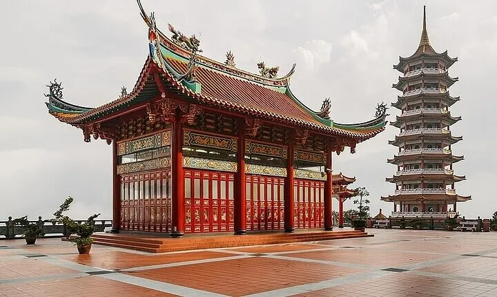 Genting Highlands Day Trip including Cable Car Tickets