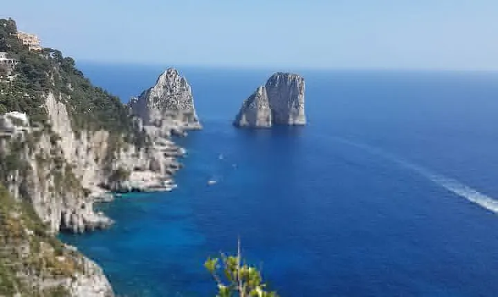 Capri Full-Day Tour from Rome with Private Island Boat Tour