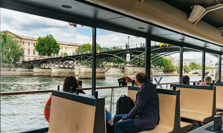Paris Seine River Cruise with Commentary - Flexible Ticket