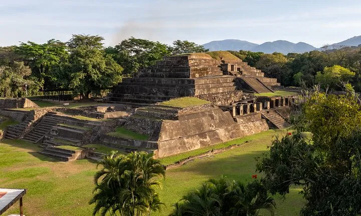 Mayan Tour: Joya de Cerén UNESCO Site +Tazumal Ceremonial Center 