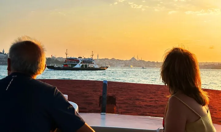 Bosphorus & Golden Horn: Sunset Yacht Cruise with Expert Guide