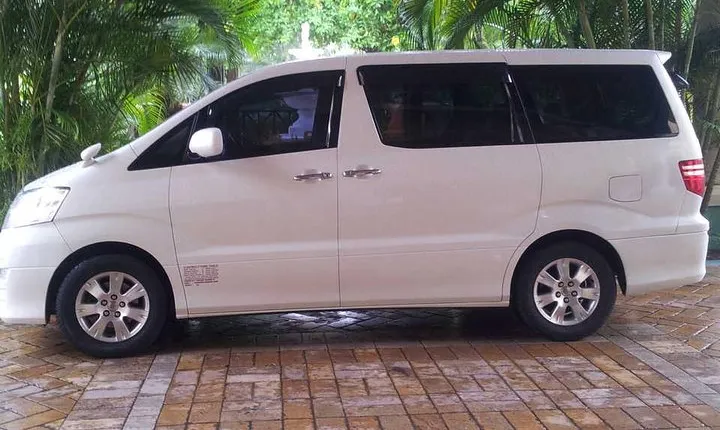 Ocho Rios Hotels Private Roundtrip Airport Transfer from Montego Bay(MBJ)