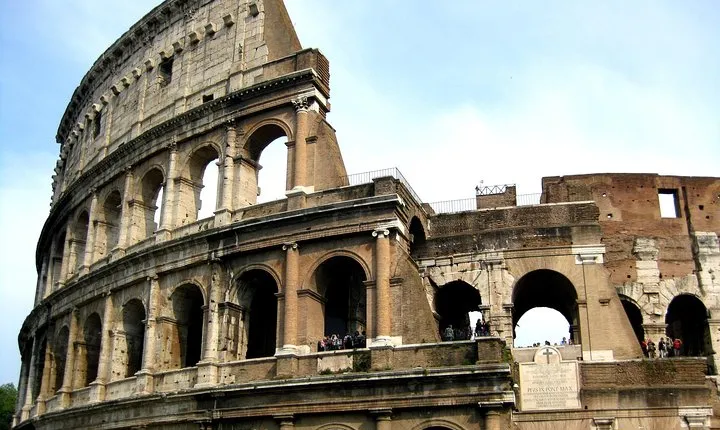 Private Tour: Ancient Rome by Car