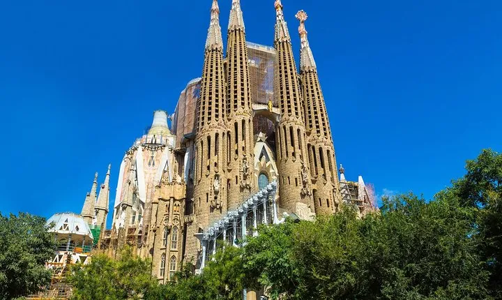 Sagrada Familia Private Tour in Barcelona