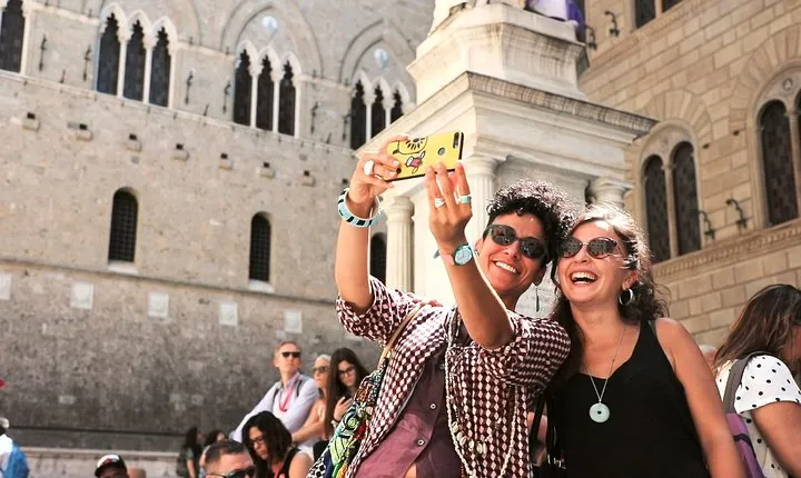 Siena San Gimignano Pisa Escorted Transport and Optional Lunch