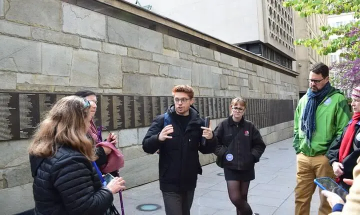 2-Hour Jewish History Guided Tour In Marais