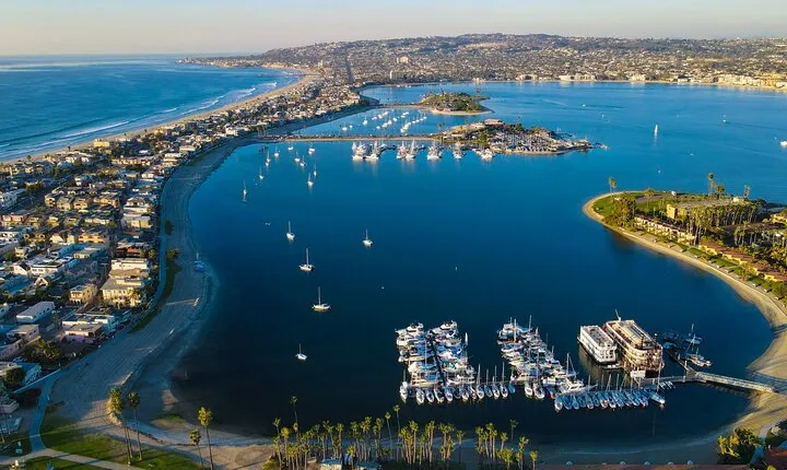 San Diego’s Icons: Private 4-Hour Highlights Tour