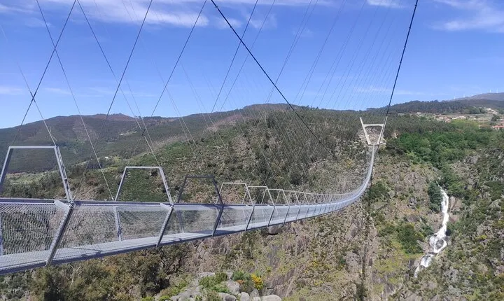 Paiva Walkways+516 Arouca Suspension Bridge+Aveiro - from Porto 