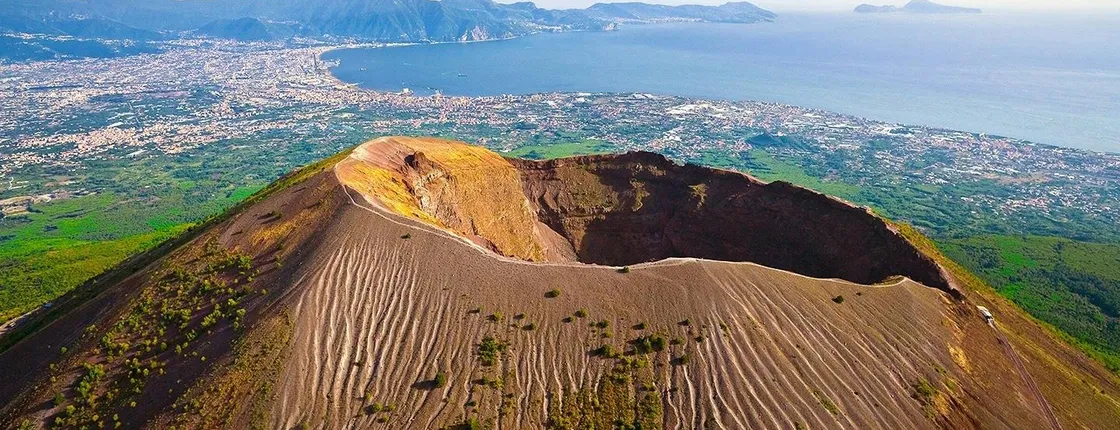 Vesuvius and Pompeii Tour with Audioguide from Salerno
