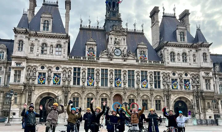 Discover Iconic Paris: Private Bike Tour of the City Center