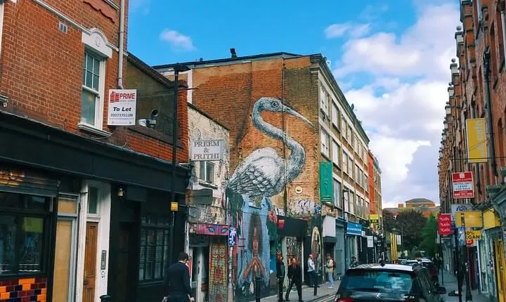 Brick Lane: A Self-Guided Tour of East London's Vibrant Jewel