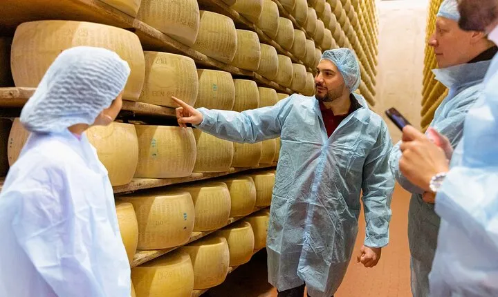 Reggio Food Tour: Parmigiano, balsamic, cured meats & wines