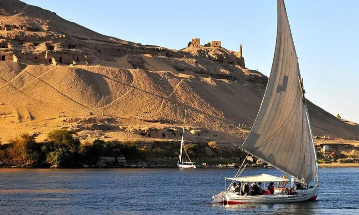 Tombs of Nobles Private Tour in Aswan with Felucca Ride