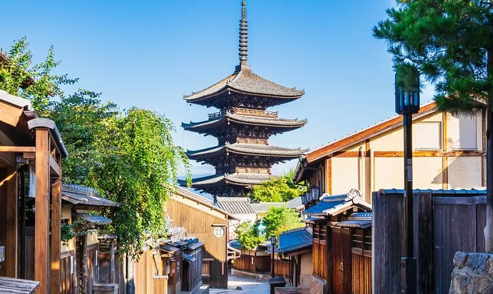 Osaka / Kyoto: Kinkaku-ji, Kiyomizu-dera Temple, Sannenzaka & Uji