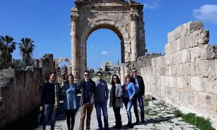 Small Group Tour to Sidon, Tyre & Maghdouche with lunch & Tickets