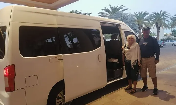 Private One Way SJD Airport Transfer to Cabo San Lucas