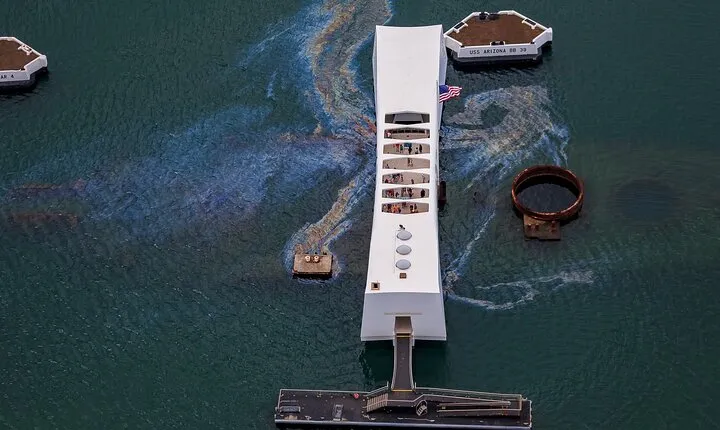 Pearl Harbor and Honolulu City Tour