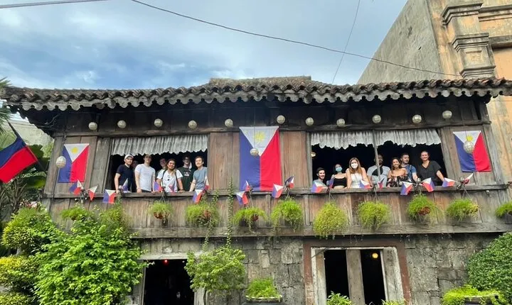 Cebu city: Walking Historical and Street Food Tour